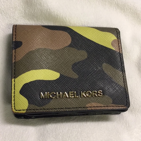 mk camo wallet